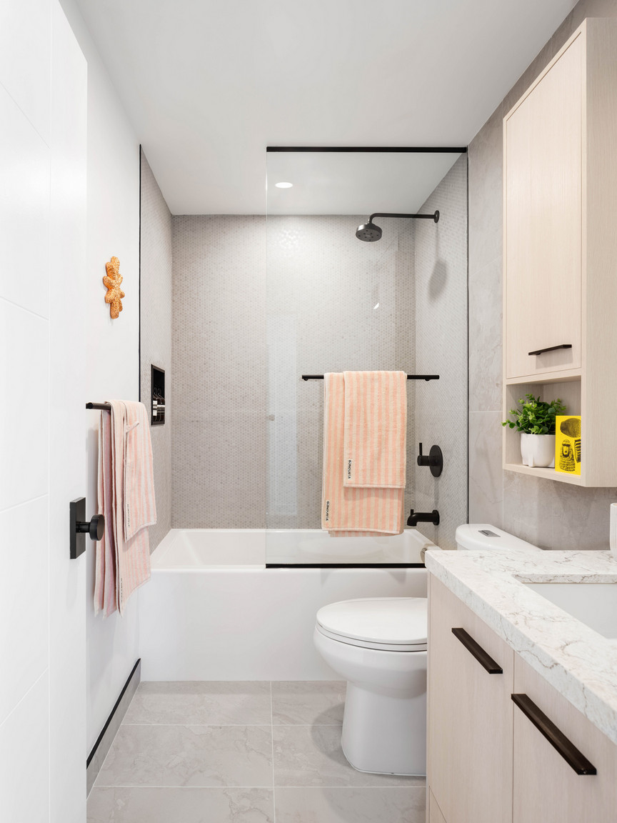 Full Bathrooms
